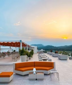 Vondom_Roanov-Sky-Bar-Alcudia-Mallorca_LW-5